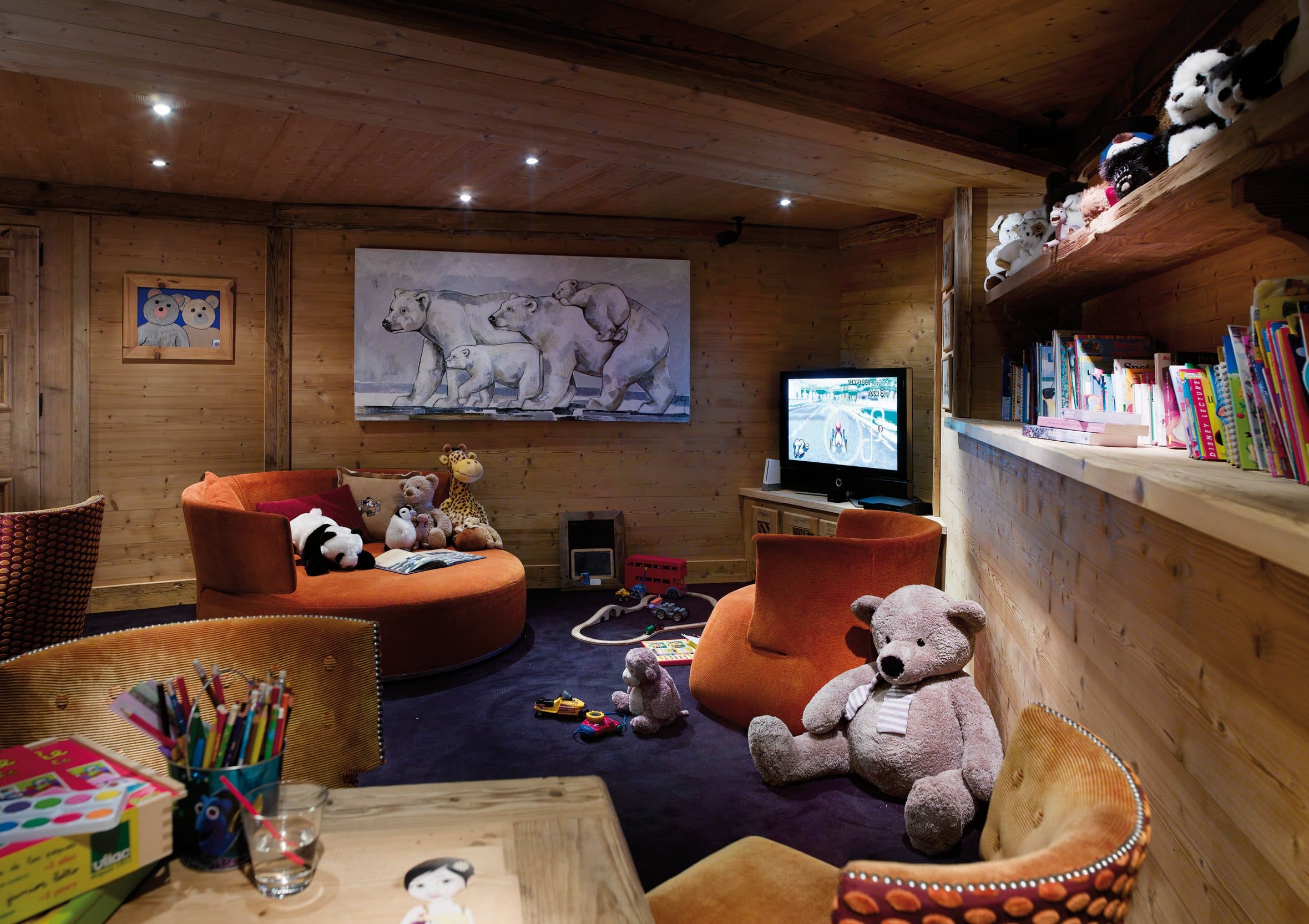 Experiences & Lifestyle